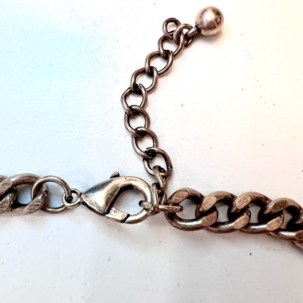 Lydell NYC plastron gold necklace with gems and rhinestones - Picture 7 of 8